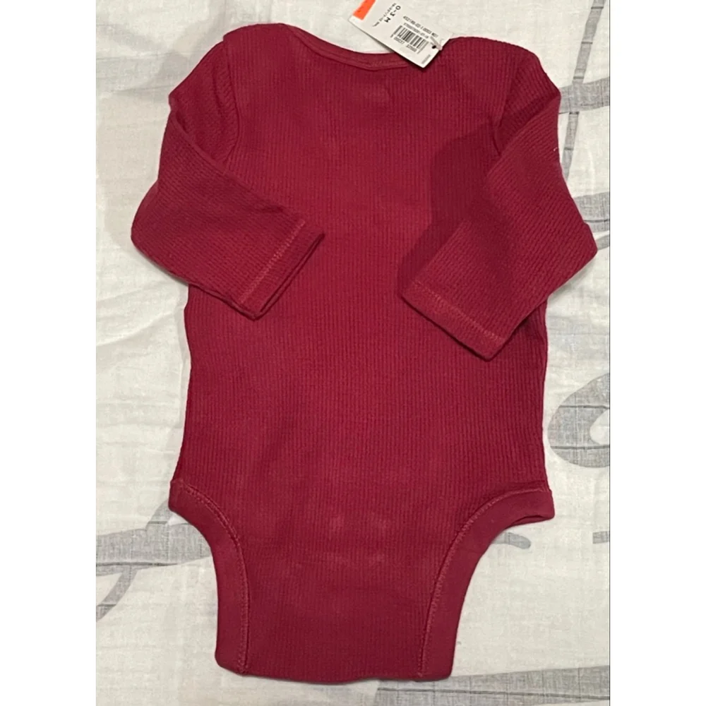 Old Navy twin girls 0-3 months match long sleeve bodysuit red/gold
